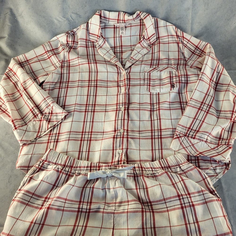 Victoria's Secret Women's Large 2 PC Pajama Set White and Metallic Red Plaid